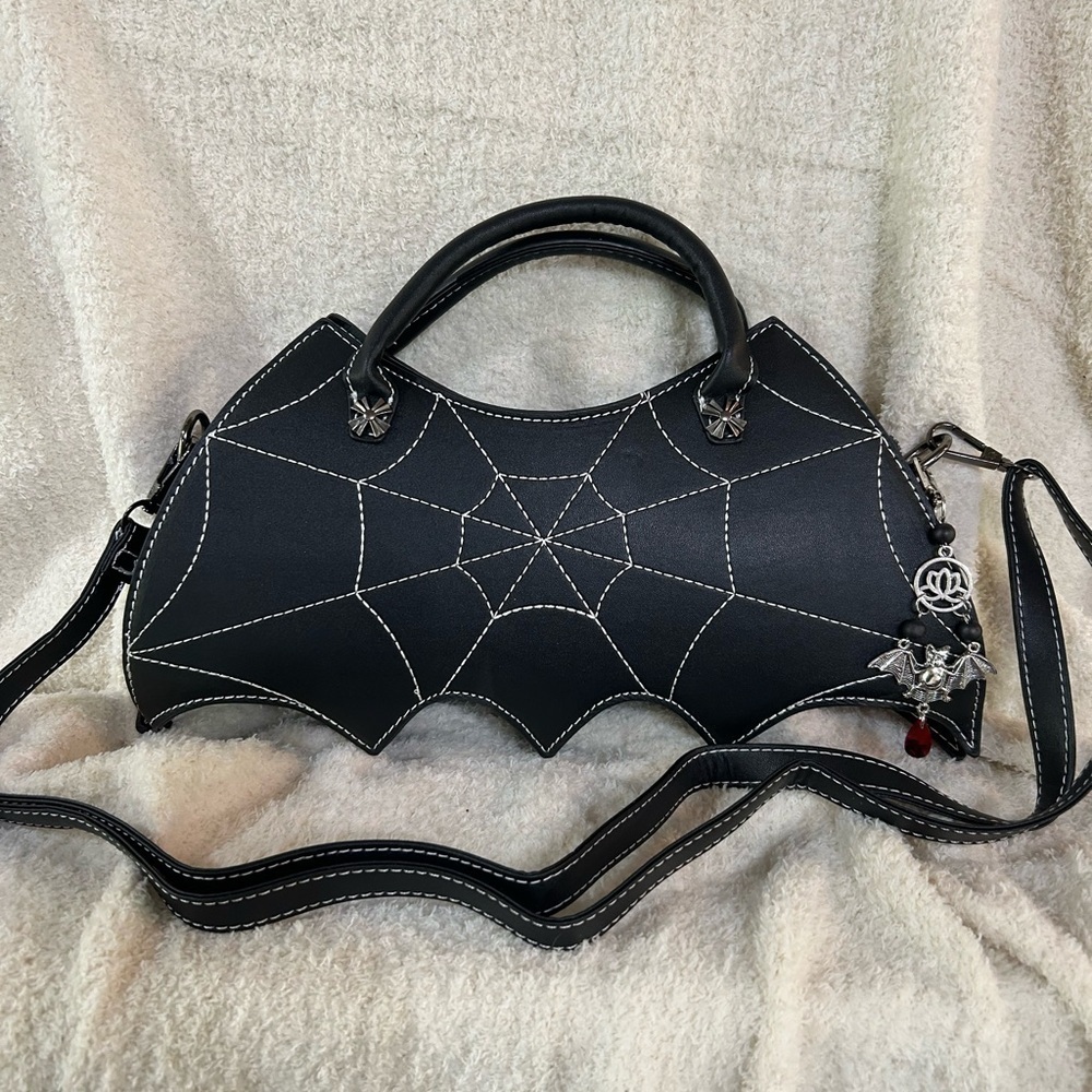 BAT WING HALLOWEEN BAG W SPIDER WEB DESIGN AND BAT BAG CHARM GOTH PUNK NWOT